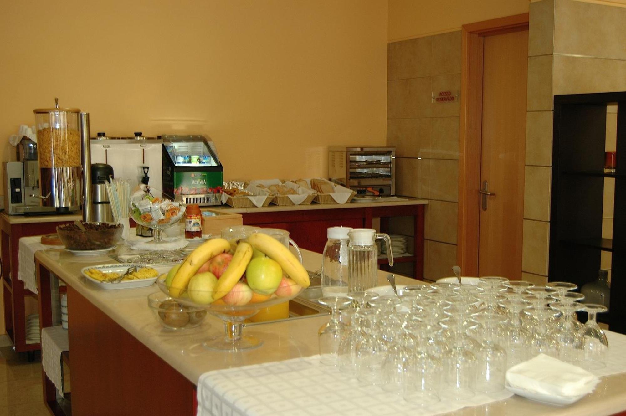 Hotel O Novo Principe Almeirim Ngoại thất bức ảnh